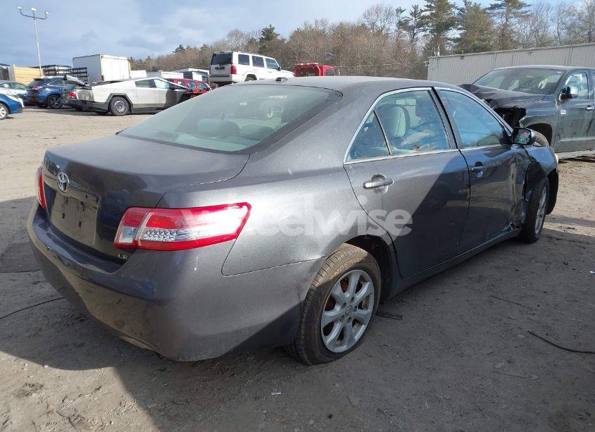 Photo 4 of 2011 Toyota Camry LE (VIN 4T4BF3EK0BR142218)