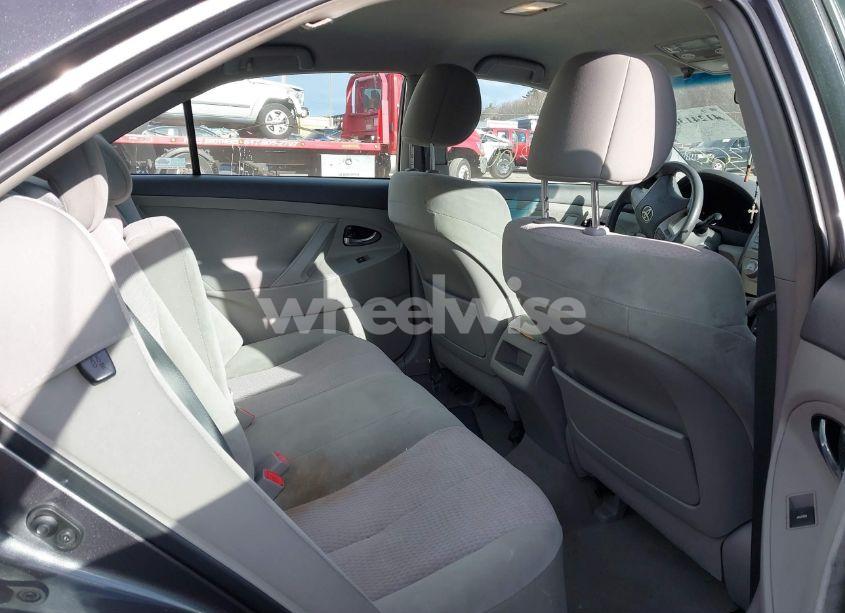 Photo 8 of 2011 Toyota Camry LE (VIN 4T4BF3EK0BR142218)