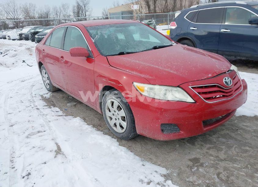 2011 Toyota Camry LE (VIN 4T4BF3EK0BR143708) main photo