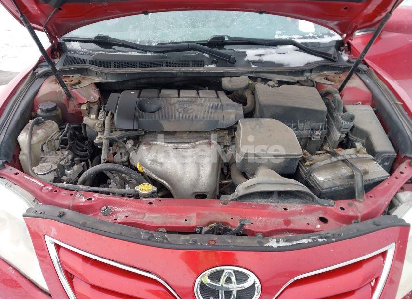 Photo 10 of 2011 Toyota Camry LE (VIN 4T4BF3EK0BR143708)