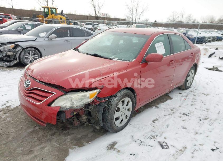Photo 2 of 2011 Toyota Camry LE (VIN 4T4BF3EK0BR143708)