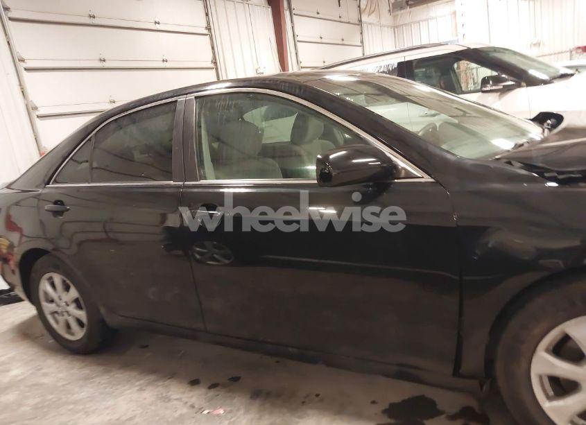 Photo 14 of 2011 Toyota Camry LE (VIN 4T4BF3EK0BR144776)