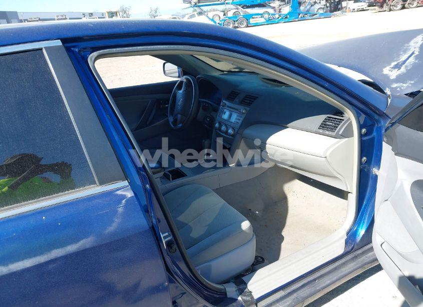 Photo 5 of 2011 Toyota Camry LE (VIN 4T4BF3EK0BR146639)