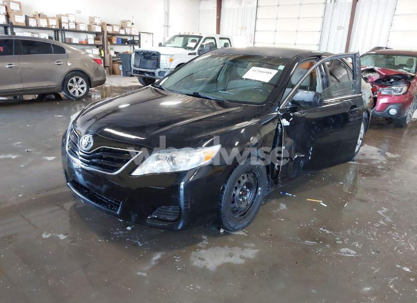 Photo 2 of 2011 Toyota Camry (VIN 4T4BF3EK0BR168723)