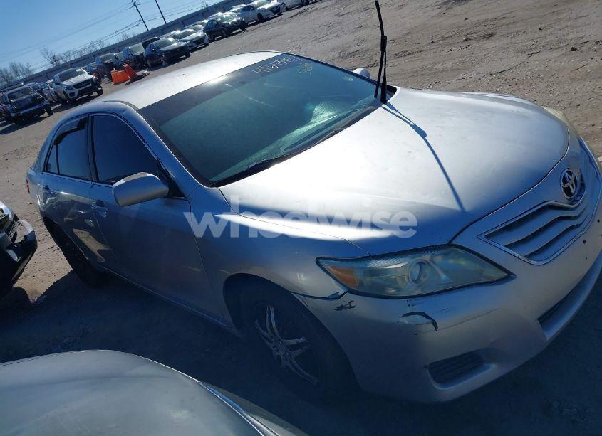 2011 Toyota Camry LE (VIN 4T4BF3EK0BR171654) main photo