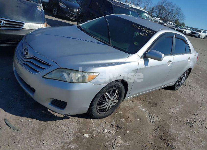 Photo 2 of 2011 Toyota Camry LE (VIN 4T4BF3EK0BR171654)