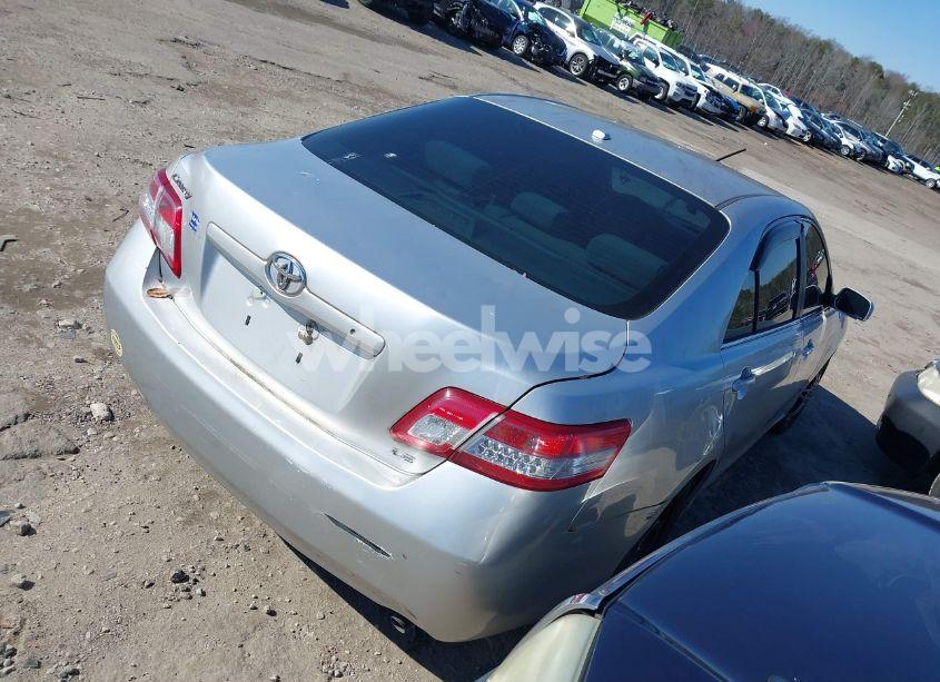 Photo 4 of 2011 Toyota Camry LE (VIN 4T4BF3EK0BR171654)