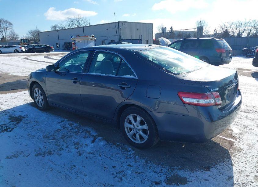 Photo 3 of 2011 Toyota Camry LE (VIN 4T4BF3EK0BR193976)