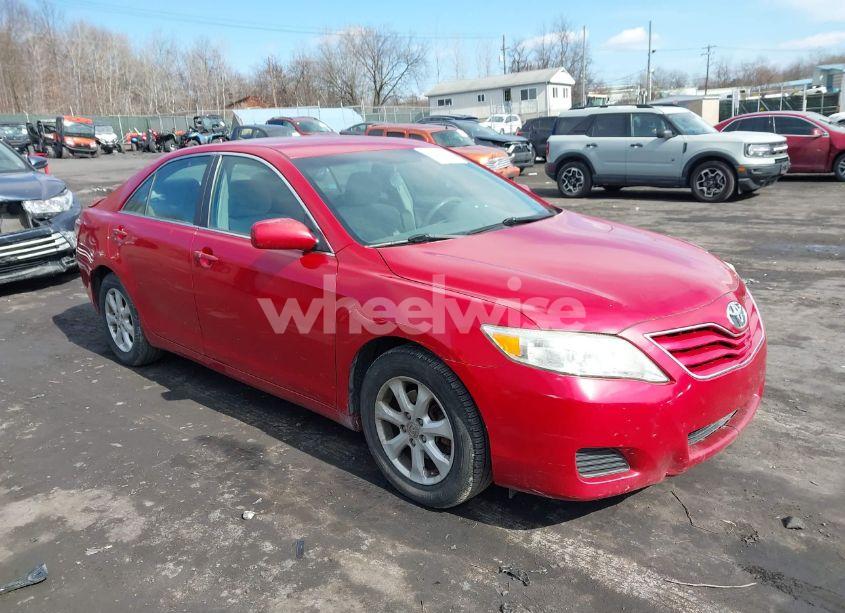 2011 Toyota Camry LE (VIN 4T4BF3EK0BR206872) main photo