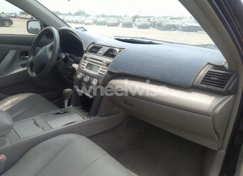 Photo 5 of 2011 Toyota Camry LE (VIN 4T4BF3EK0BR208637)