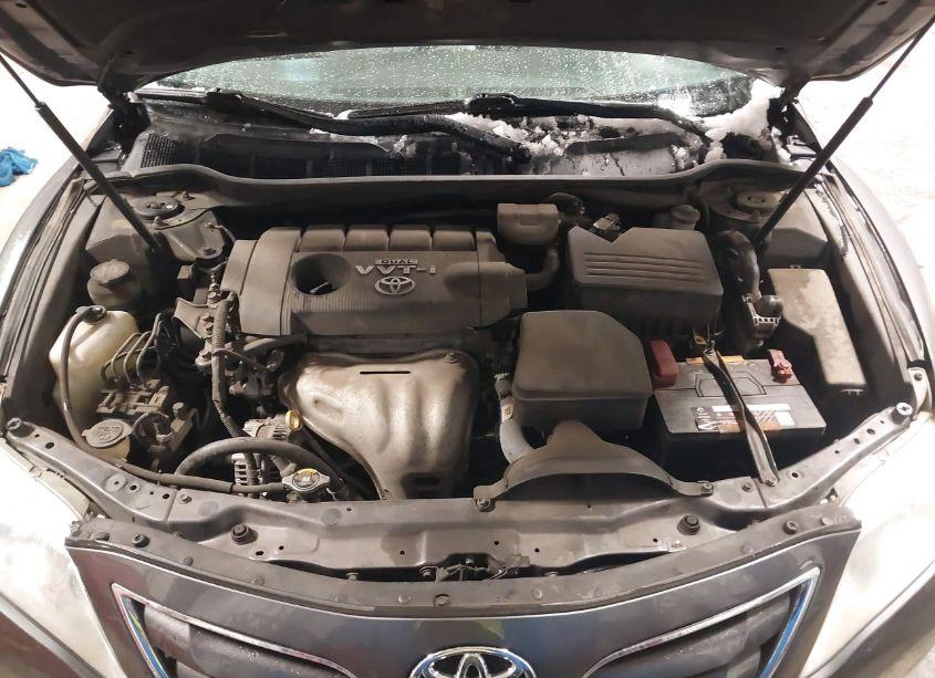 Photo 10 of 2010 Toyota Camry LE (VIN 4T4BF3EK1AR002810)