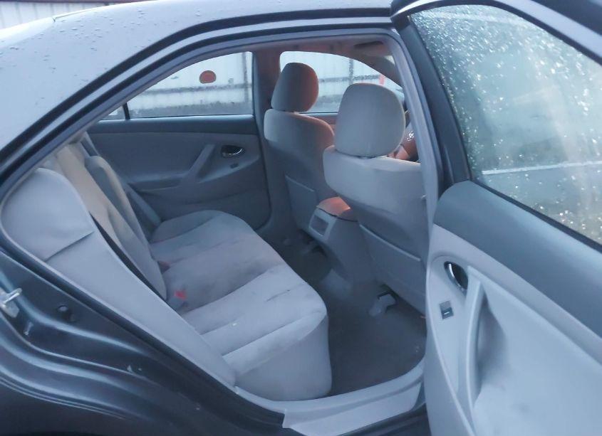 Photo 8 of 2010 Toyota Camry LE (VIN 4T4BF3EK1AR002810)