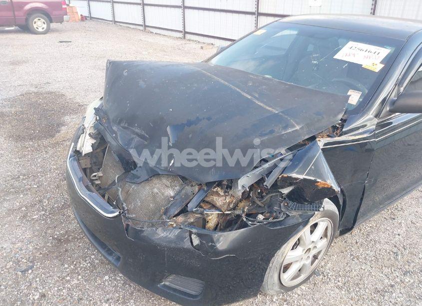 Photo 11 of 2010 Toyota Camry LE (VIN 4T4BF3EK1AR015623)