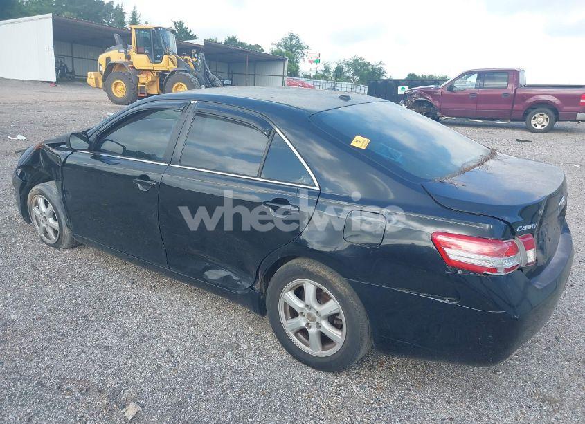 Photo 13 of 2010 Toyota Camry LE (VIN 4T4BF3EK1AR015623)