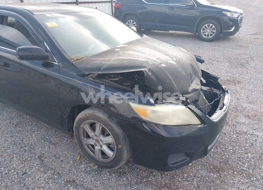 Photo 16 of 2010 Toyota Camry LE (VIN 4T4BF3EK1AR015623)