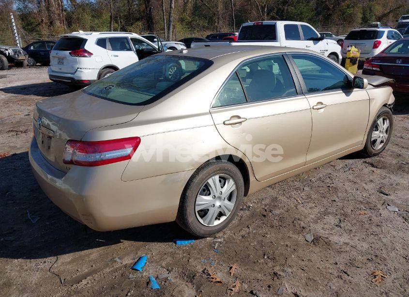 Photo 4 of 2010 Toyota Camry LE (VIN 4T4BF3EK1AR016819)