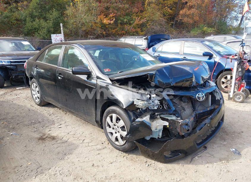 2010 Toyota Camry LE (VIN 4T4BF3EK1AR026511) main photo