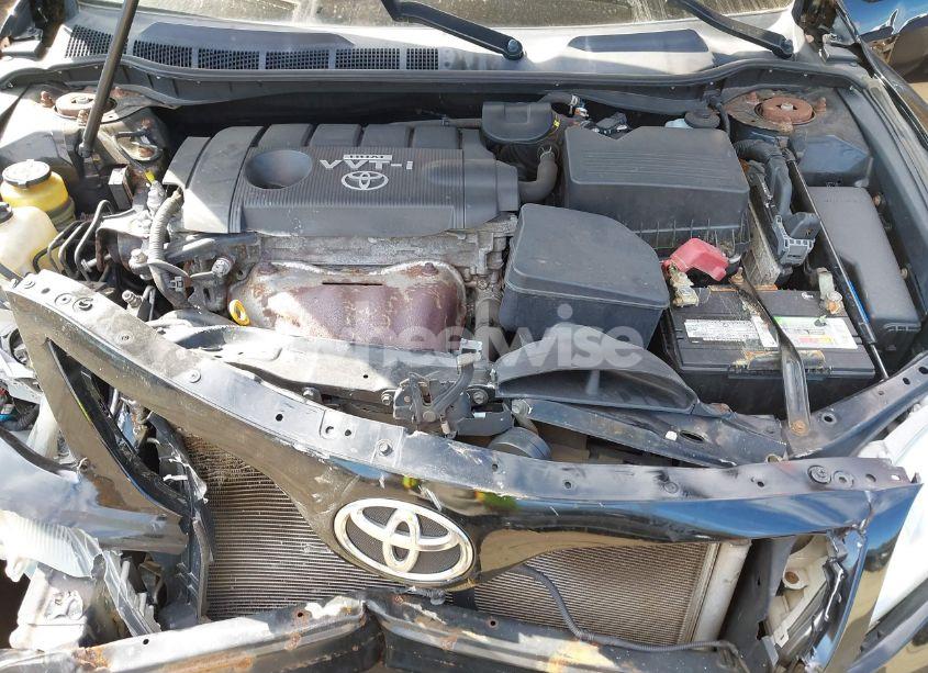 Photo 10 of 2010 Toyota Camry LE (VIN 4T4BF3EK1AR026511)