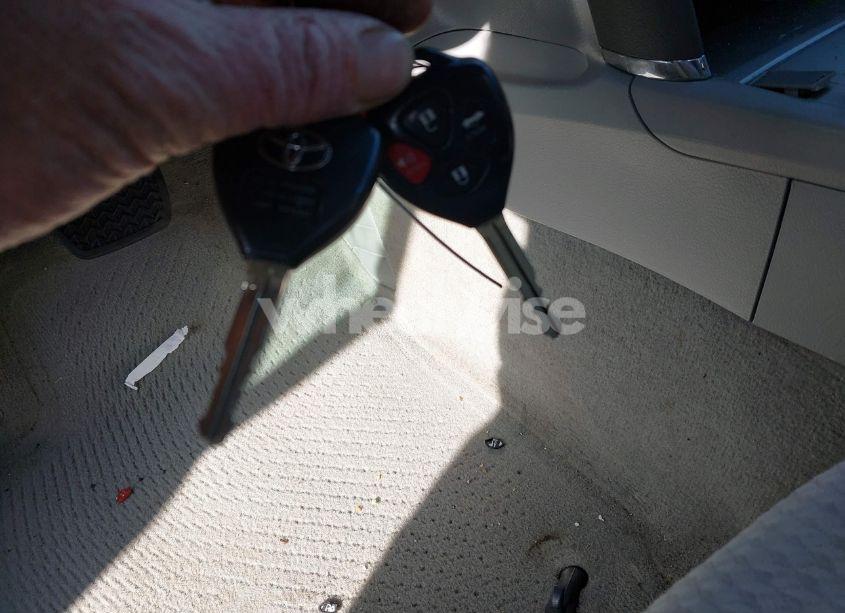 Photo 11 of 2010 Toyota Camry LE (VIN 4T4BF3EK1AR026511)