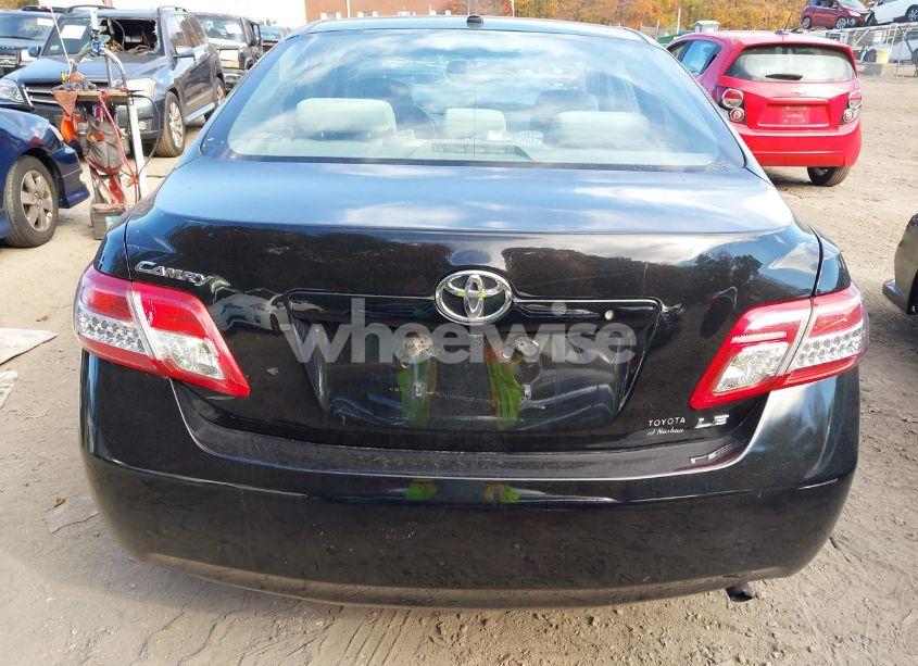 Photo 16 of 2010 Toyota Camry LE (VIN 4T4BF3EK1AR026511)