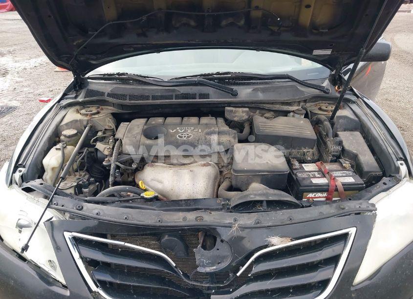 Photo 10 of 2010 Toyota Camry LE (VIN 4T4BF3EK1AR041056)