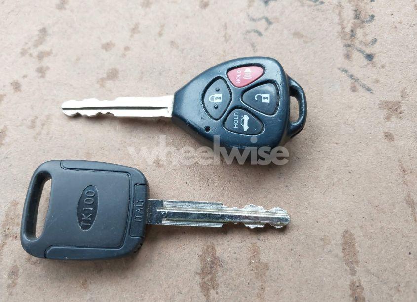 Photo 11 of 2010 Toyota Camry LE (VIN 4T4BF3EK1AR041056)