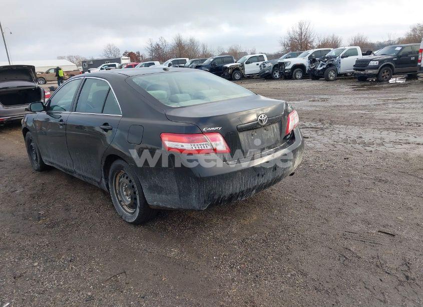 Photo 3 of 2010 Toyota Camry LE (VIN 4T4BF3EK1AR041056)