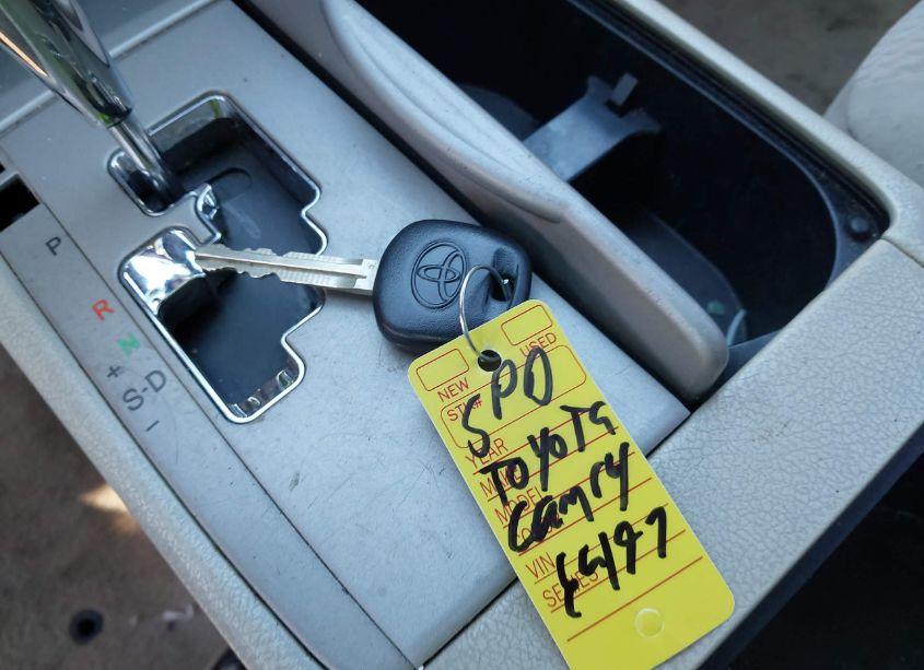 Photo 11 of 2010 Toyota Camry N/A (VIN 4T4BF3EK1AR046497)