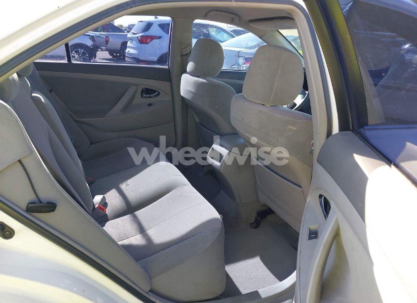 Photo 8 of 2010 Toyota Camry LE (VIN 4T4BF3EK1AR047505)