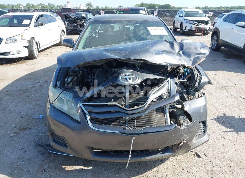 Photo 6 of 2010 Toyota Camry LE (VIN 4T4BF3EK1AR066393)