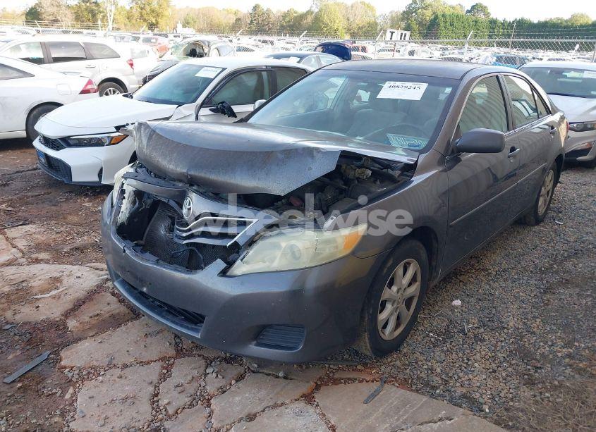 Photo 2 of 2010 Toyota Camry LE (VIN 4T4BF3EK1AR068113)