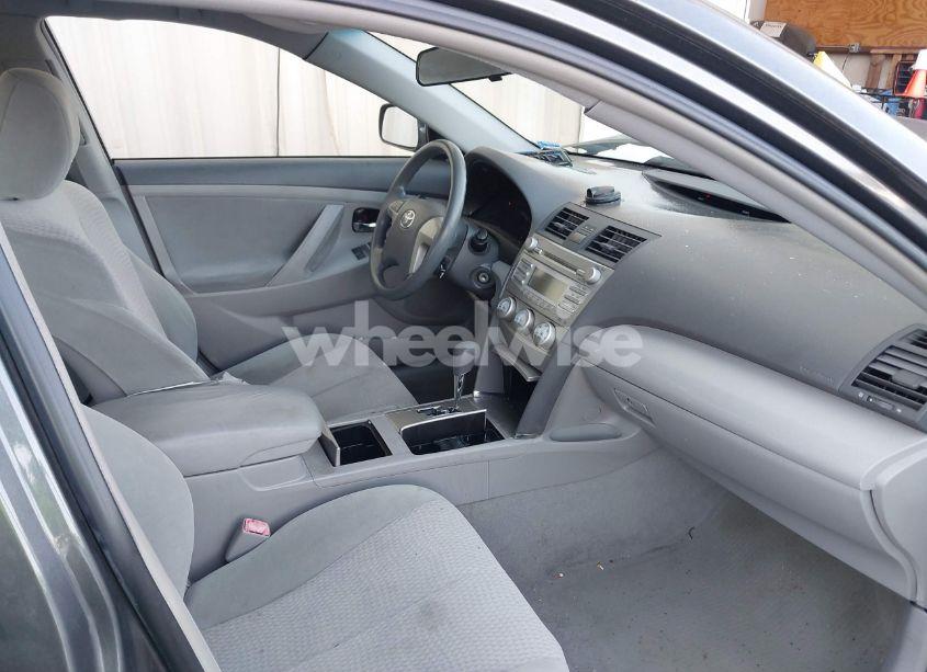 Photo 5 of 2010 Toyota Camry LE (VIN 4T4BF3EK1AR068113)