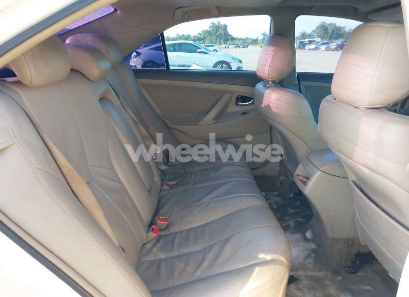 Photo 8 of 2010 Toyota Camry LE (VIN 4T4BF3EK1AR086711)