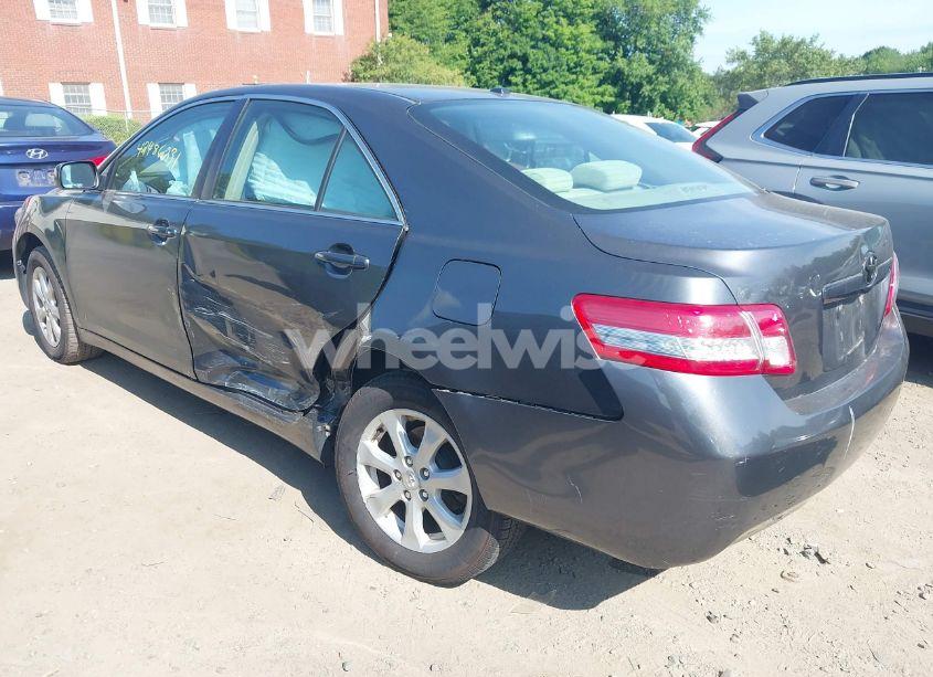 Photo 3 of 2011 Toyota Camry LE (VIN 4T4BF3EK1BR096172)
