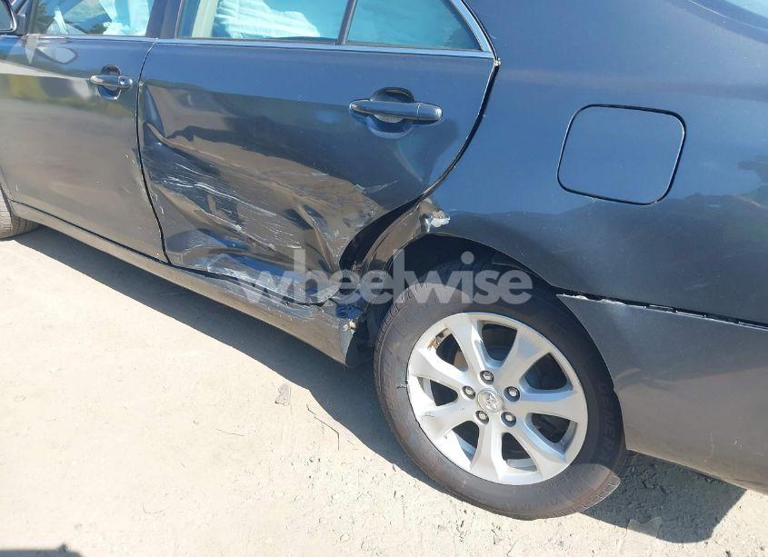 Photo 6 of 2011 Toyota Camry LE (VIN 4T4BF3EK1BR096172)