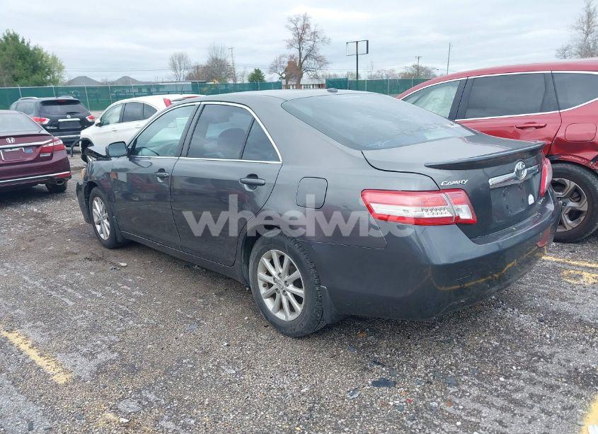 Photo 3 of 2011 Toyota Camry XLE (VIN 4T4BF3EK1BR100897)