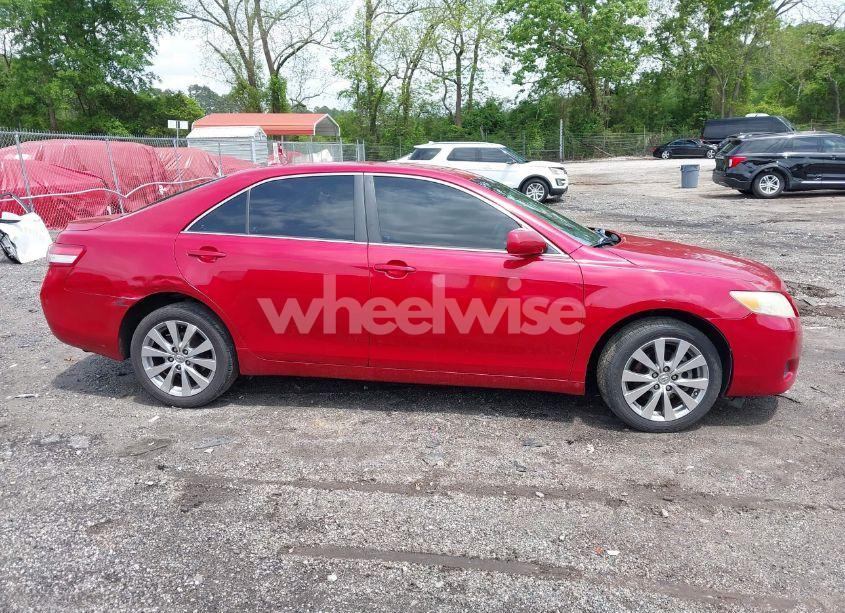 Photo 13 of 2011 Toyota Camry LE (VIN 4T4BF3EK1BR101919)