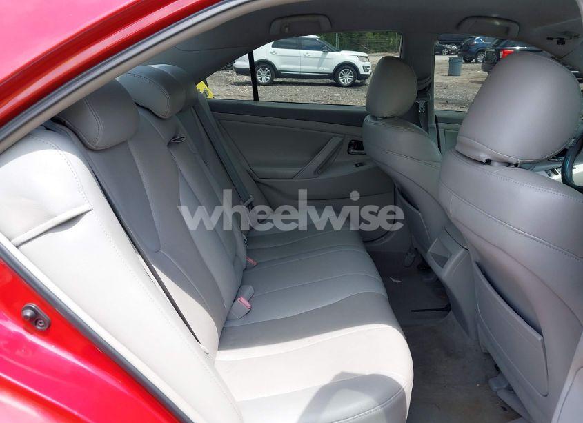 Photo 8 of 2011 Toyota Camry LE (VIN 4T4BF3EK1BR101919)