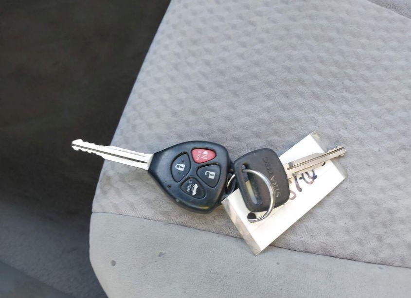 Photo 11 of 2011 Toyota Camry LE (VIN 4T4BF3EK1BR103458)