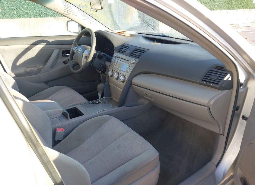Photo 5 of 2011 Toyota Camry LE (VIN 4T4BF3EK1BR103458)