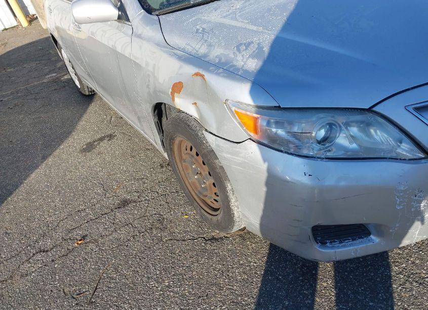 Photo 6 of 2011 Toyota Camry LE (VIN 4T4BF3EK1BR103458)