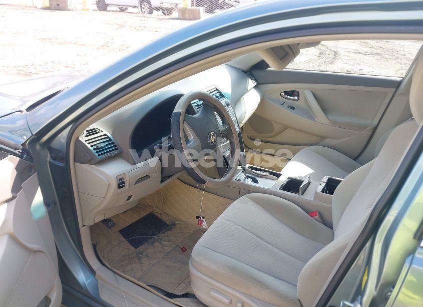 Photo 5 of 2011 Toyota Camry LE (VIN 4T4BF3EK1BR105873)