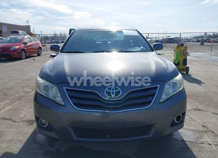 Photo 12 of 2011 Toyota Camry LE (VIN 4T4BF3EK1BR112287)