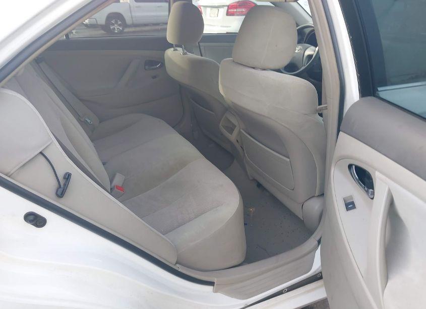 Photo 8 of 2011 Toyota Camry (VIN 4T4BF3EK1BR118431)