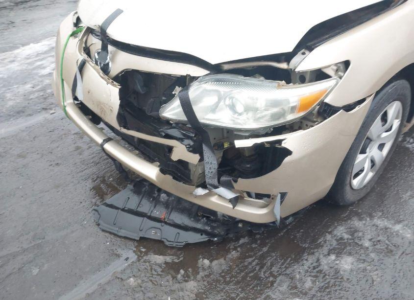 Photo 6 of 2011 Toyota Camry LE (VIN 4T4BF3EK1BR128070)