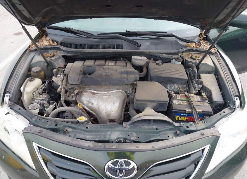 Photo 10 of 2011 Toyota Camry LE (VIN 4T4BF3EK1BR136539)