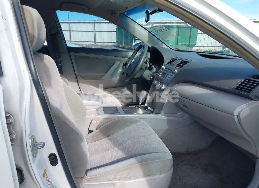 Photo 5 of 2011 Toyota Camry LE (VIN 4T4BF3EK1BR141773)