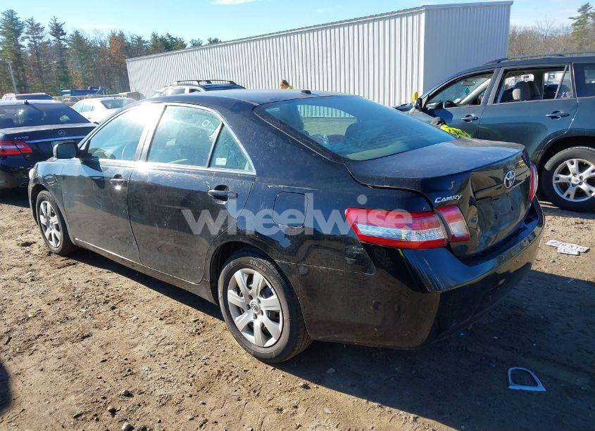 Photo 3 of 2011 Toyota Camry LE (VIN 4T4BF3EK1BR148111)