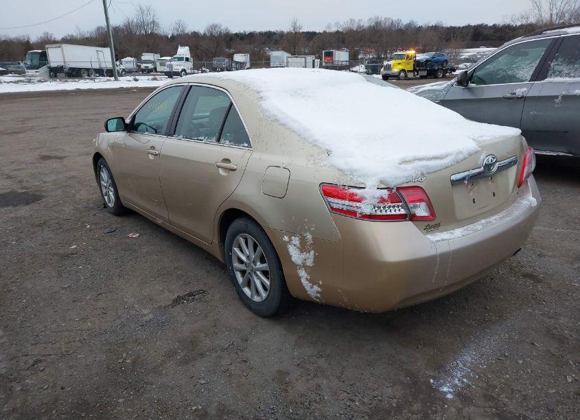 Photo 3 of 2011 Toyota Camry XLE (VIN 4T4BF3EK1BR149078)