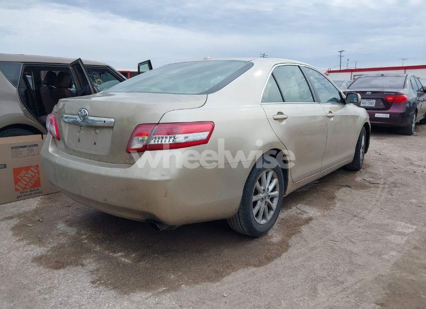 Photo 4 of 2011 Toyota Camry XLE (VIN 4T4BF3EK1BR150067)